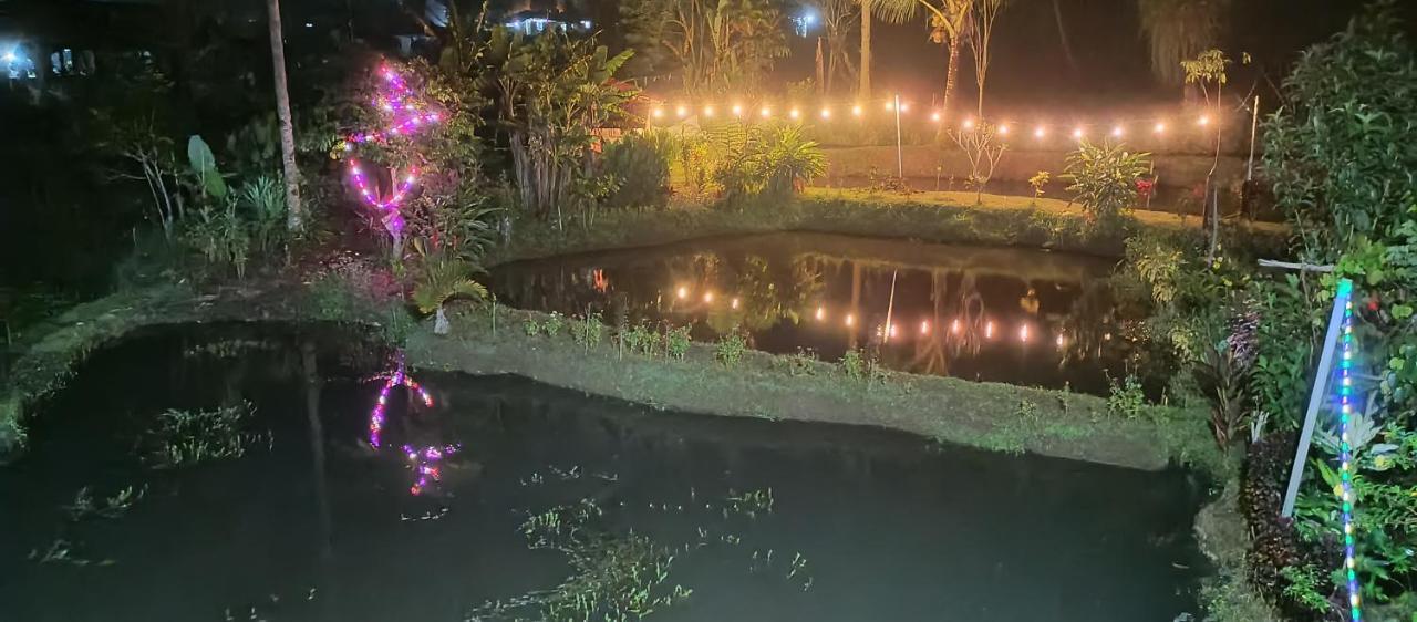Talaga Tomohon Home Stay And Fishing Pond Eksteriør bilde