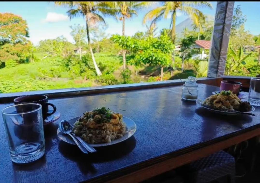 Talaga Tomohon Home Stay And Fishing Pond Eksteriør bilde