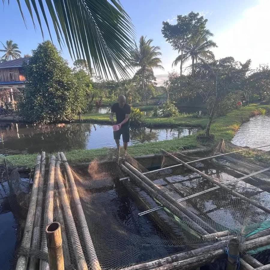 Talaga Tomohon Home Stay And Fishing Pond Eksteriør bilde